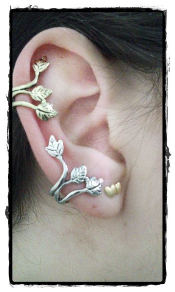 Ear Cuff com Folhas - PRATEADO