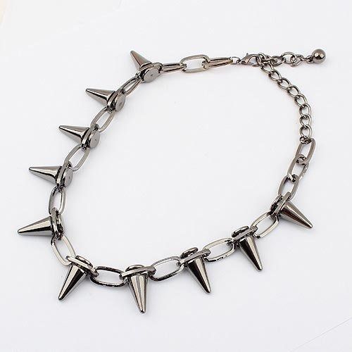 Colar com Spikes Cinza-Chumbo