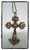 Colar com pingente de Cruz Champagne
