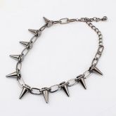 Colar com Spikes Cinza-Chumbo