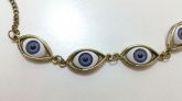 Colar com vários Olhos Azuis